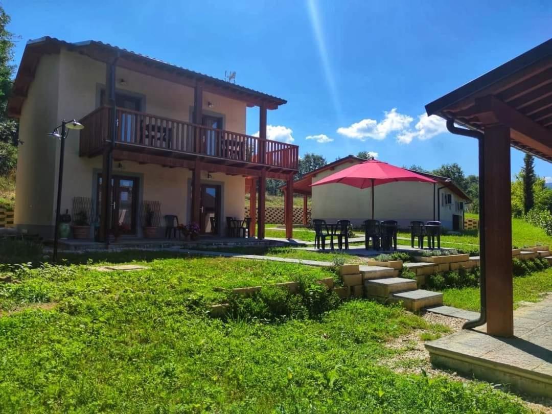 Albergo Diffuso Borgo Retrosi Di Amatrice Exterior photo